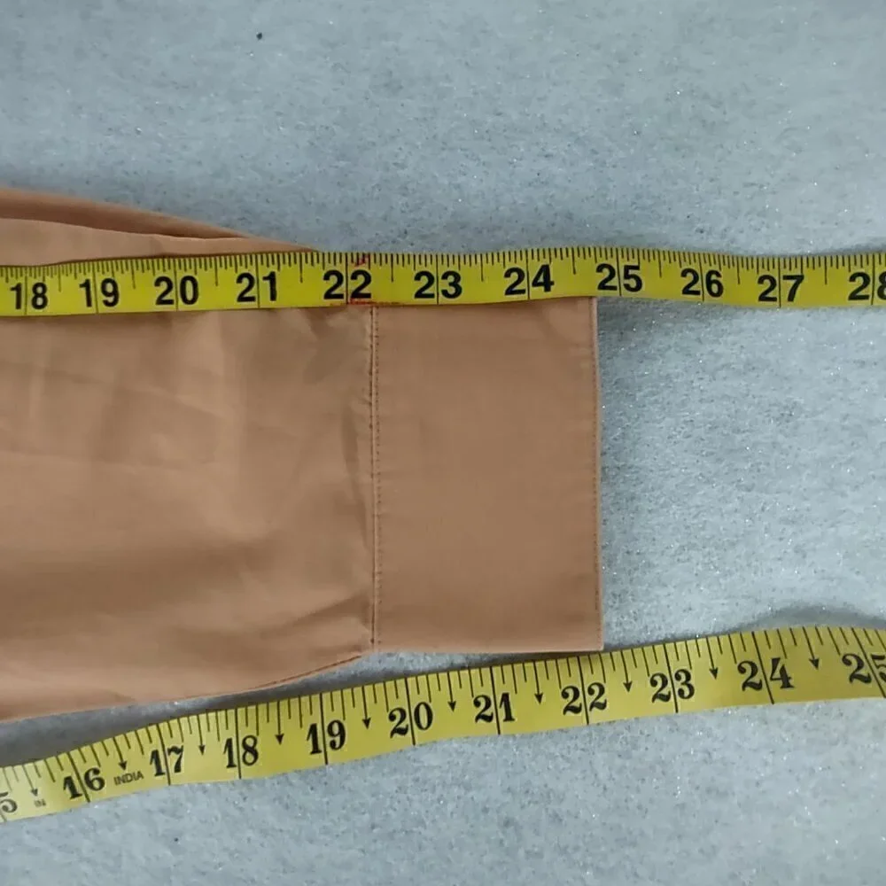 Van Heusen Men's Orange Cotton Blend Button Down Size Large 16 (34-35)